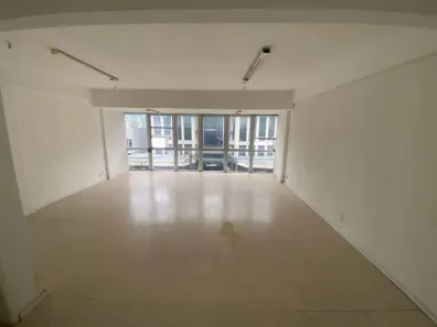 Sala Comercial para alugar, 70m² no Moinhos de Vento, Porto Alegre