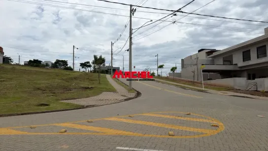 Lote/Terreno à venda, 455m² no Condomínio Residencial Colinas do Paratehy, São José dos Campos