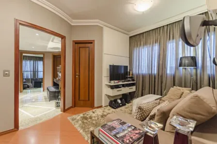 Apartamento com 3 Quartos à venda, 149m² no Cristo Rei, Curitiba