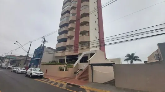 Apartamento com 3 Quartos à venda, 187m² no Centro, Marília