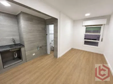 Kitnet para alugar, 21m² no Aparecida, Santos