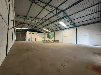 Galpão/Depósito/Armazém para alugar, 637m² no Califórnia, Belo Horizonte