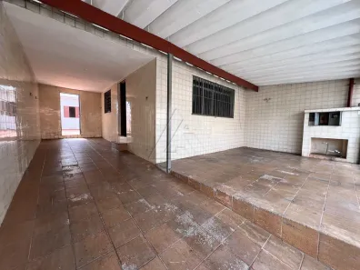 Casa com 3 Quartos à venda, 200m² no Jardim Maria Virginia, São Paulo