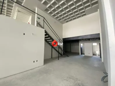 Sala Comercial para alugar, 212m² no Centro, Jaraguá do Sul