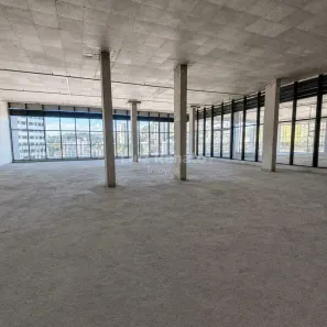 Ponto Comercial para alugar, 705m² no Santa Lúcia, Belo Horizonte