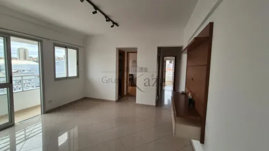 Apartamento com 2 Quartos à venda, 70m² no Centro, Jacareí