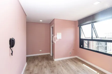 Sala Comercial para alugar, 33m² no Centro, Curitiba