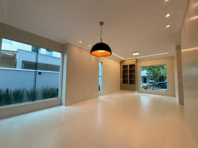 Casa de Condomínio com 4 Quartos à venda, 390m² no Loteamento Portal do Sol II, Goiânia