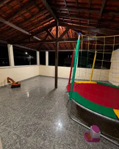Casa com 2 Quartos para alugar, 65m² no Vila das Flores, Betim