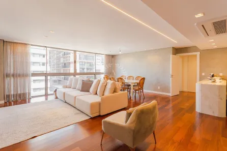Apartamento com 3 Quartos à venda, 159m² no Mont Serrat, Porto Alegre
