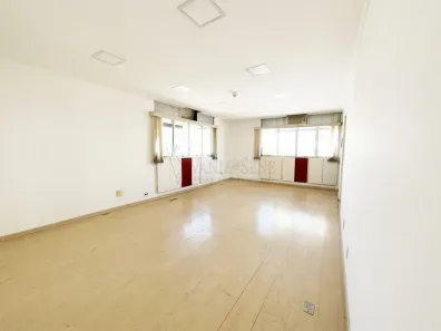 Sala Comercial para alugar, 80m² no Jardim São Dimas, São José dos Campos