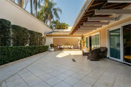 Casa com 5 Quartos para alugar, 580m² no Alto de Pinheiros, São Paulo