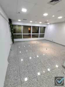 Sala Comercial para venda ou aluguel, 41m² no Green Valley Alphaville, Barueri