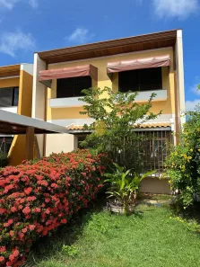 Casa de Condomínio com 3 Quartos à venda, 157m² no Jardim Petrópolis, Cuiabá
