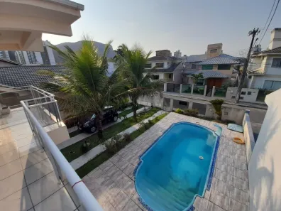 Casa com 4 Quartos à venda, 200m² no Pedra Branca, Palhoça