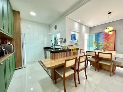 Casa com 3 Quartos à venda, 180m² no Vila Santa Maria, Americana
