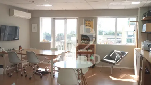 Sala Comercial à venda, 45m² no Santo Amaro, São Paulo