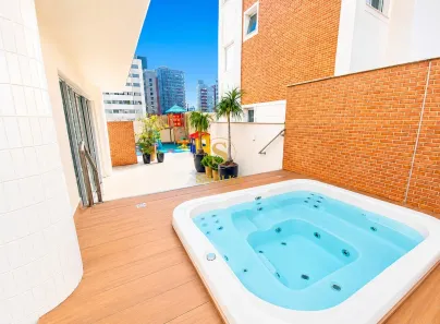 Apartamento com 2 Quartos para alugar, 66m² no Centro, Florianópolis