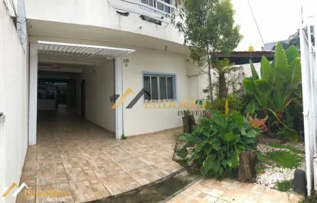 Sobrado com 4 Quartos à venda, 144m² no Centro, Pinhais