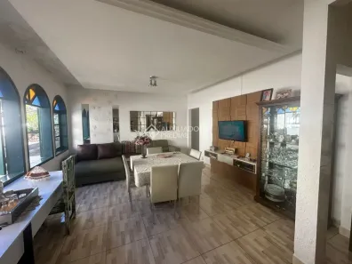 Casa com 4 Quartos à venda, 261m² no Centro, Palhoça