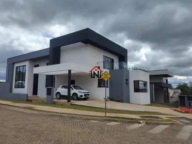 Sobrado com 3 Quartos à venda, 22m² no Vila Guarani, Itapeva