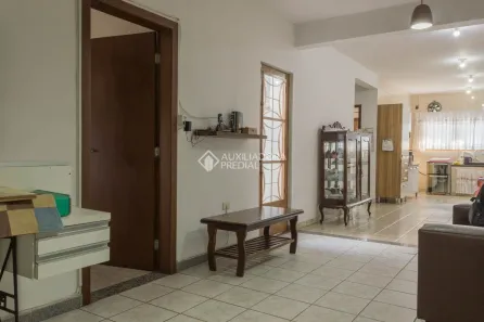 Sobrado com 5 Quartos à venda, 253m² no Jordanópolis, São Bernardo do Campo