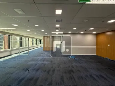 Sala Comercial para alugar, 305m² no Cerqueira César, São Paulo