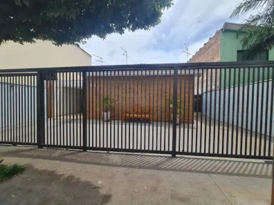 Casa com 3 Quartos à venda, 215m² no Centro, Araraquara