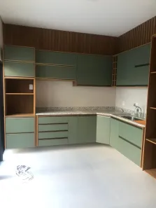 Casa de Condomínio com 3 Quartos para alugar, 220m² no Registro, Feira de Santana