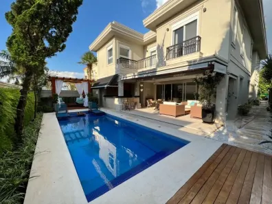 Casa de Condomínio com 4 Quartos à venda, 377m² no Alphaville, Santana de Parnaíba