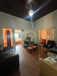Casa com 6 Quartos à venda, 300m² no Centro, Itapetininga