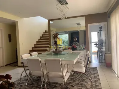 Casa de Condomínio com 3 Quartos para alugar, 268m² no Vila Oliveira, Mogi das Cruzes
