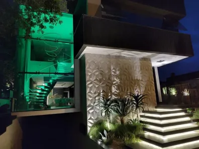 Casa com 4 Quartos à venda, 650m² no Praia do Estaleiro, Balneário Camboriú