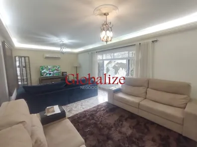 Sobrado com 5 Quartos à venda, 251m² no Ponta da Praia, Santos