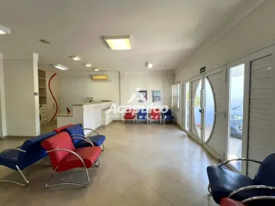 Casa com 8 Quartos para alugar, 211m² no Jardim Glória, Americana