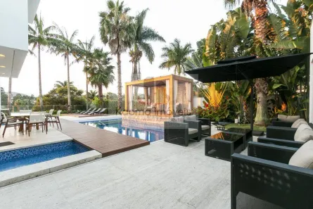 Casa de Condomínio com 4 Quartos à venda, 1150m² no Tamboré, Santana de Parnaíba