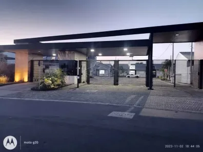 Casa de Condomínio com 2 Quartos à venda, 61m² no Parque São João, Bauru