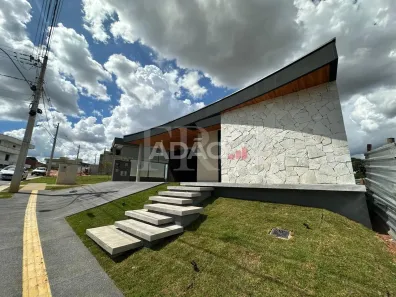 Casa de Condomínio com 3 Quartos à venda, 182m² no Jardins Sevilha, Aparecida de Goiânia