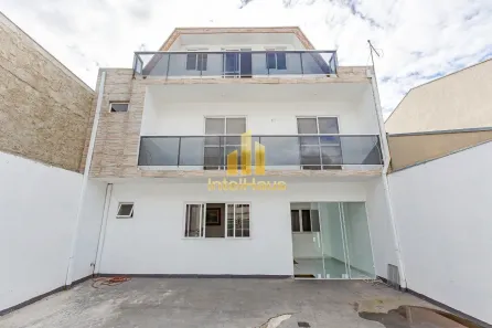 Sobrado com 4 Quartos à venda, 191m² no Sítio Cercado, Curitiba