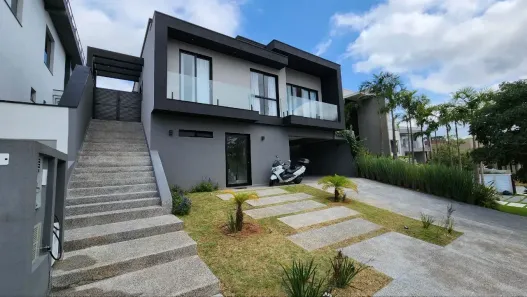 Casa de Condomínio com 3 Quartos à venda, 275m² no Paisagem Renoir, Cotia