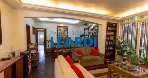 Sobrado com 5 Quartos à venda, 350m² no Instituto de Previdência, São Paulo