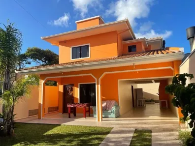 Casa com 4 Quartos à venda, 160m² no Centro, Garopaba