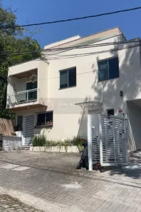 Casa de Condomínio com 3 Quartos à venda, 180m² no São Francisco, Niterói