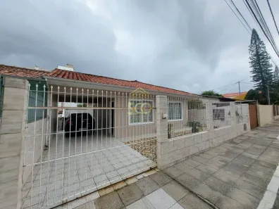 Casa com 5 Quartos à venda, 176m² no Ipiranga, São José
