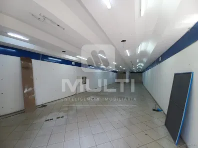 Ponto Comercial com 1 Quarto para alugar, 274m² no Centro, Uberlândia