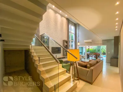 Casa com 4 Quartos para alugar, 400m² no Coxipó, Cuiabá