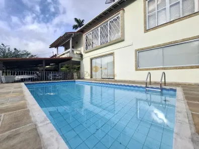 Casa com 4 Quartos à venda, 991m² no Várzea, Teresópolis