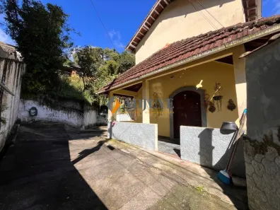Casa com 2 Quartos à venda, 527m² no Simeria, Petrópolis