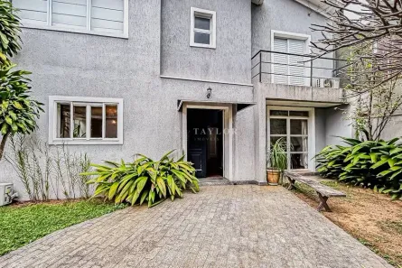 Casa com 3 Quartos para alugar, 400m² no Jardim Europa, São Paulo