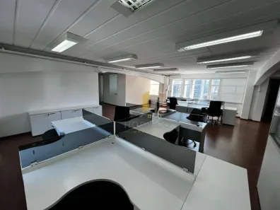 Sala Comercial para venda ou aluguel, 234m² no Cidade Monções, São Paulo